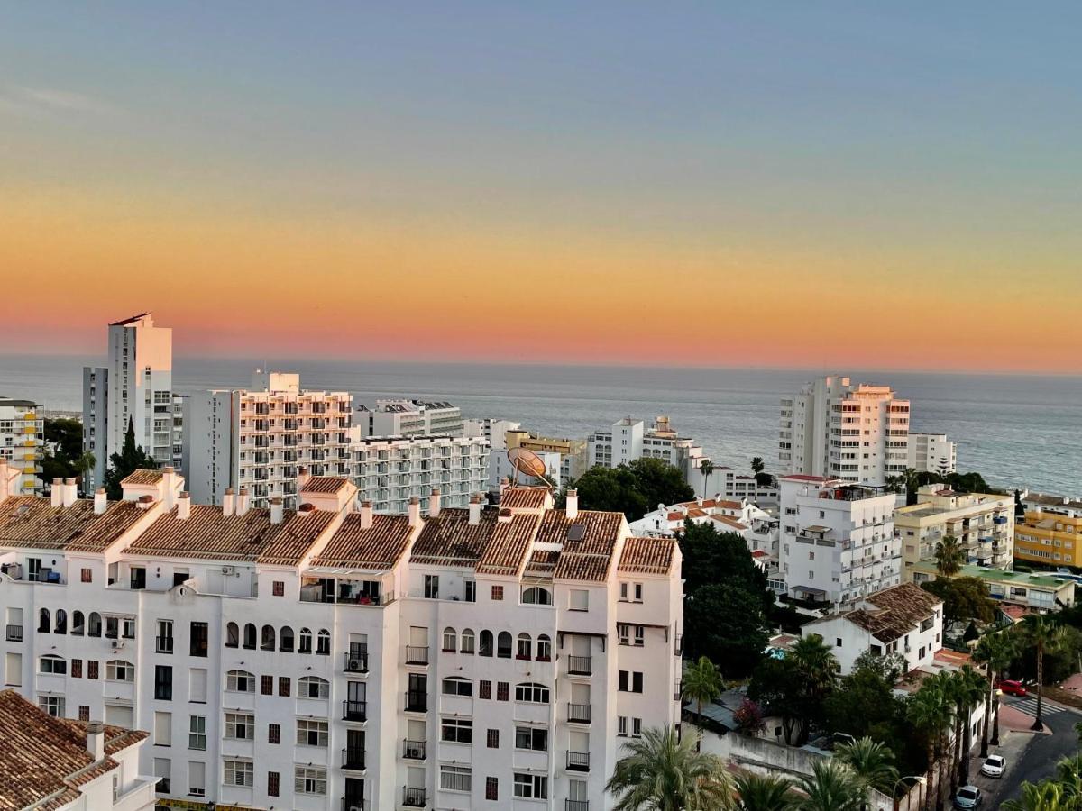 Luxury Suites Minerva Beach Benalmadena Exterior photo